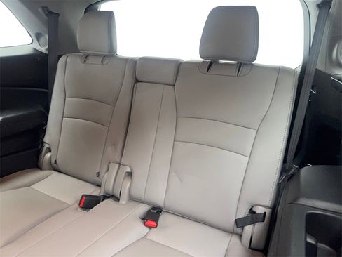Used 2019 Honda Pilot Elite image 39