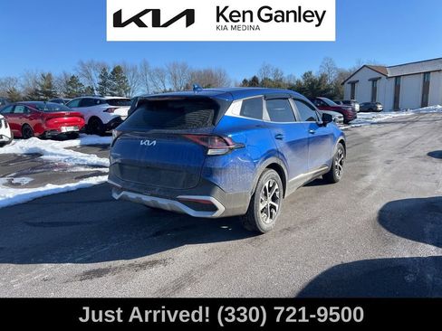 Certified 2025 Kia Sportage EX image 5