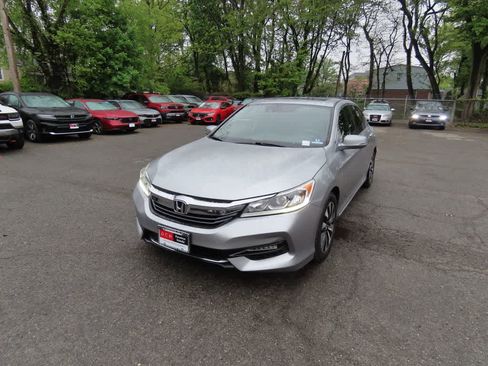 Used 2017 Honda Accord EX-L image 1