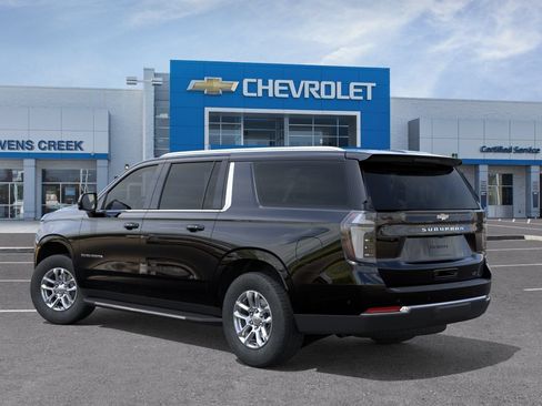 New 2026 Chevrolet Suburban LT w/ Comfort Package RWD image 5