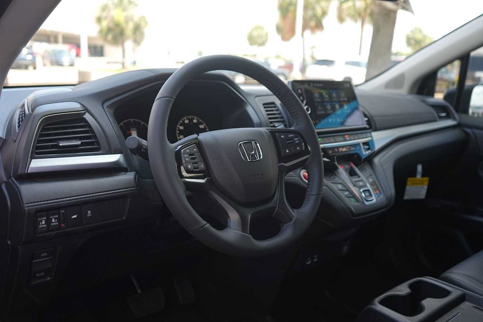 New 2027 Honda Odyssey EX-L image 2