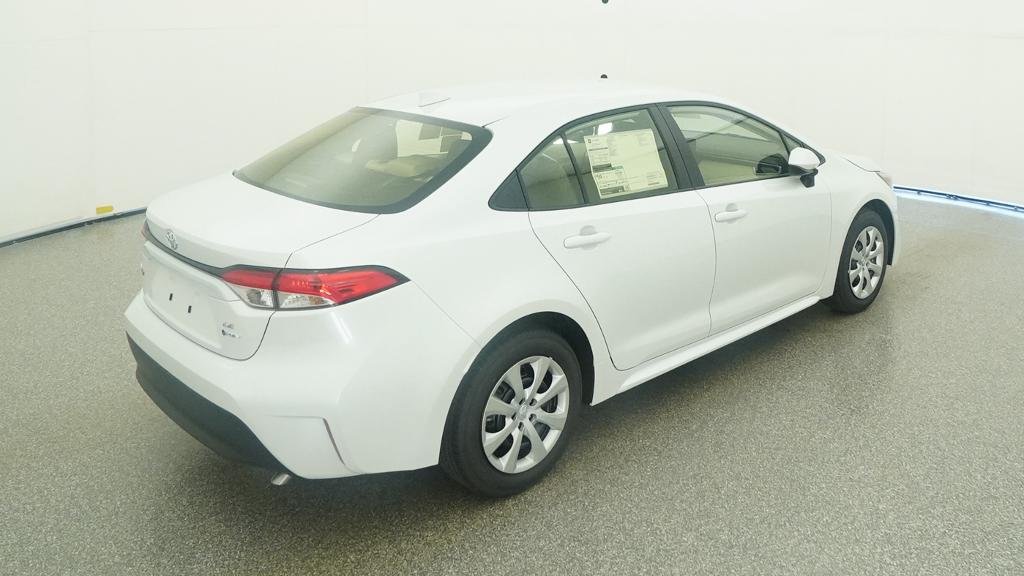 New 2026 Toyota Corolla LE FWD image 18