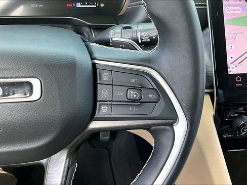 Used 2021 Jeep Grand Cherokee L Limited RWD image 12