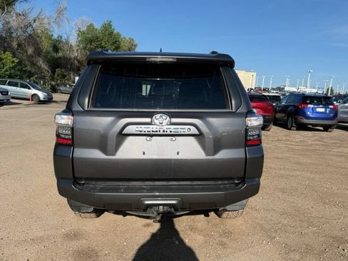 Used 2019 Toyota 4Runner SR5 AWD/4WD image 5