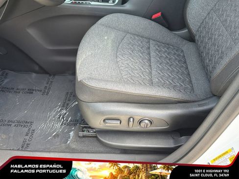 Used 2024 Chevrolet Equinox LT FWD image 13