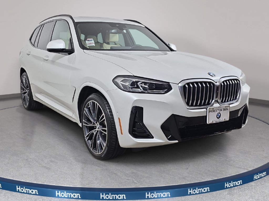 Certified 2024 BMW X3 xDrive30i w/ Premium Package AWD/4WD image 3