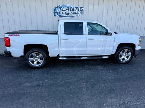 Used 2014 Chevrolet Silverado 1500 LT w/ LT Convenience Package image 3