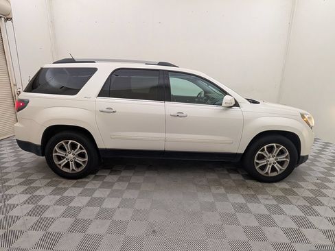 Used 2015 GMC Acadia SLT FWD image 2