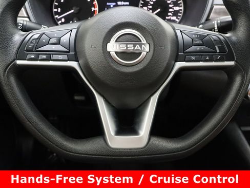 Used 2024 Nissan Altima 2.5 SV image 24