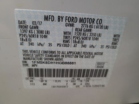 Used 2017 Ford Explorer XLT AWD/4WD image 33
