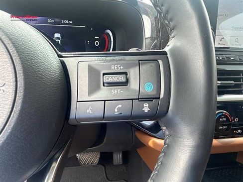Used 2024 Nissan Pathfinder Platinum w/ Cargo Package FWD image 24
