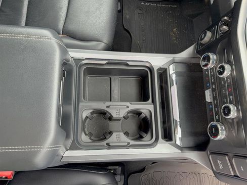 Used 2025 Ford F350 Lariat w/ Black Appearance Package image 9