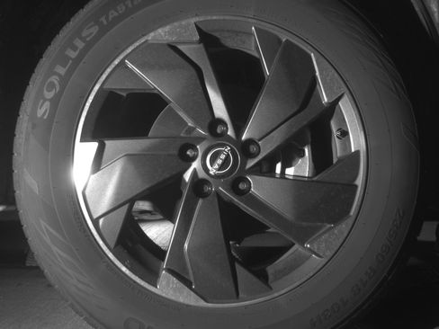 Used 2025 Nissan Rogue SV image 13