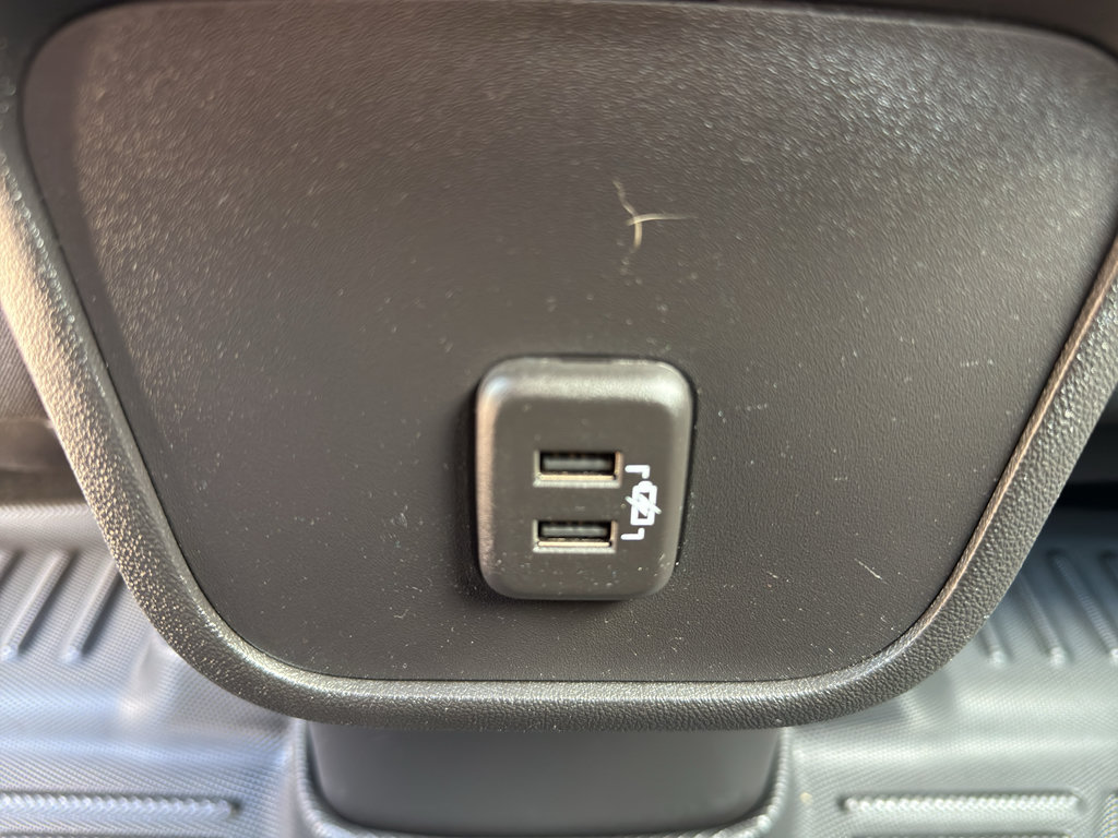 Used 2024 Chevrolet Equinox LS FWD image 30