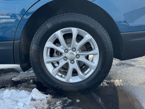 Used 2020 Chevrolet Equinox LT w/ Driver Convenience Package image 31