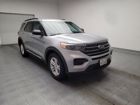 Used 2022 Ford Explorer XLT RWD image 13