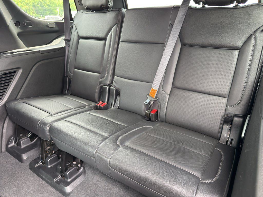 Used 2024 GMC Yukon Denali AWD/4WD image 23