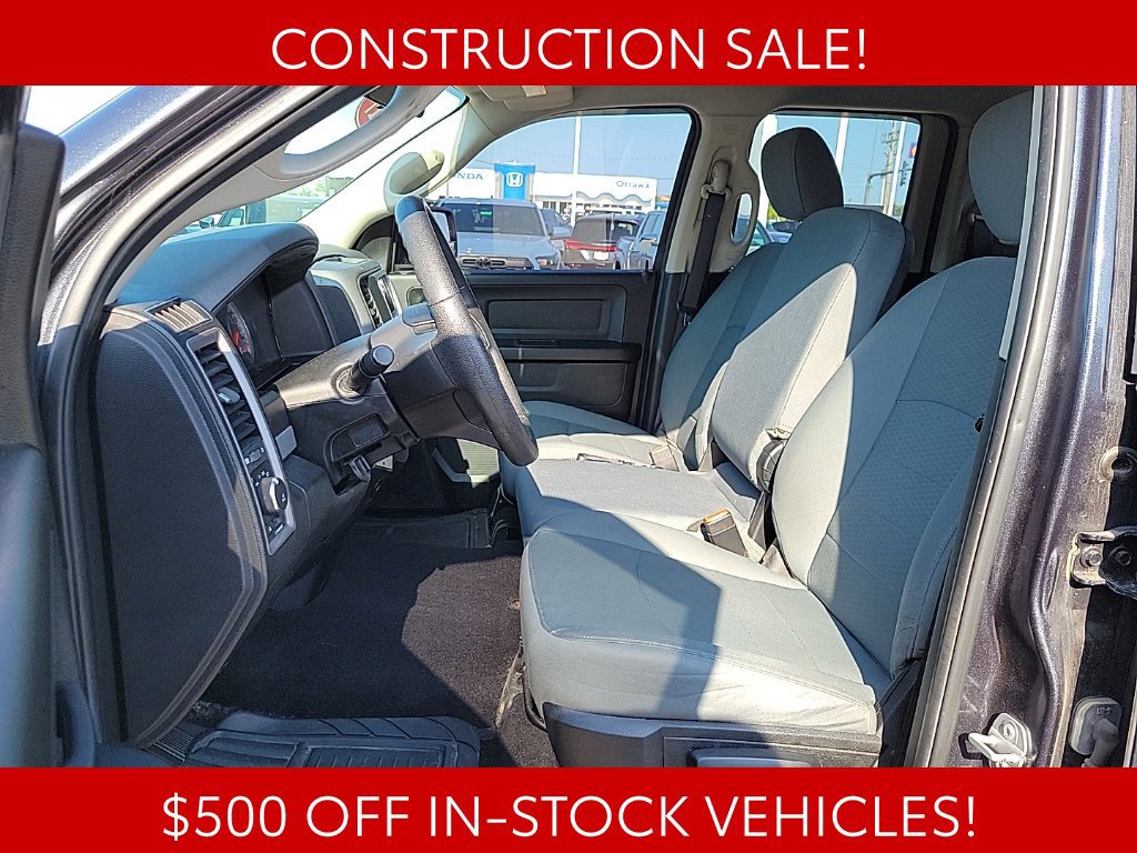 Used 2017 RAM 1500 Express AWD/4WD image 8