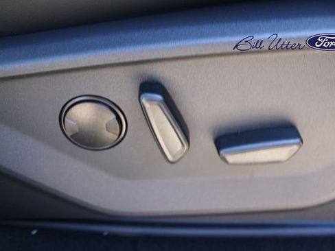 New 2025 Ford Expedition Max Platinum image 8