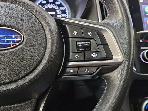 Used 2023 Subaru Forester Premium image 31