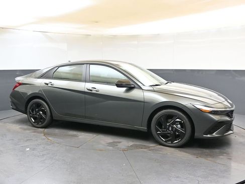 New 2026 Hyundai Elantra Sport w/ Cargo Package FWD image 7