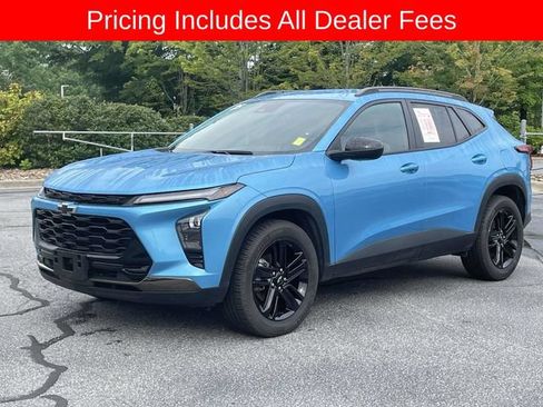 Used 2025 Chevrolet Trax ACTIV w/ Driver Confidence Package FWD image 1