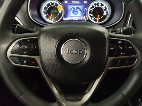 Used 2022 Jeep Cherokee Latitude Lux AWD/4WD image 11