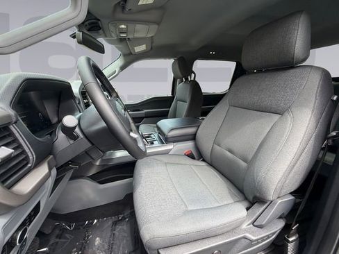 Used 2025 Ford F150 Lightning XLT image 10