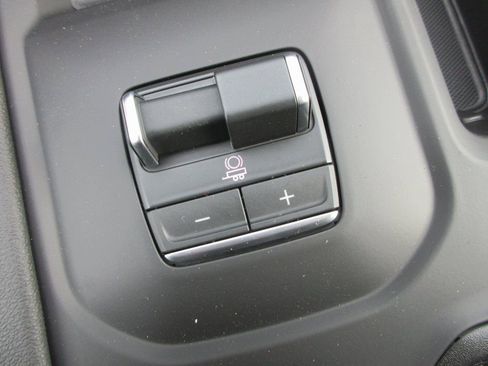 New 2026 GMC Sierra 2500 AT4 image 20