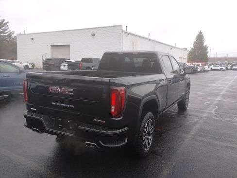 Used 2023 GMC Sierra 1500 AT4 image 3