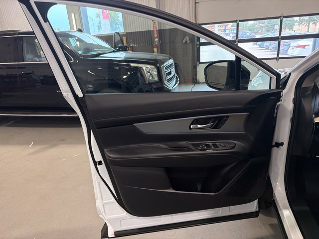 Certified 2026 Nissan Murano SL AWD/4WD image 19