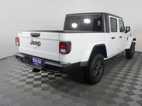 New 2026 Jeep Gladiator Sport image 23