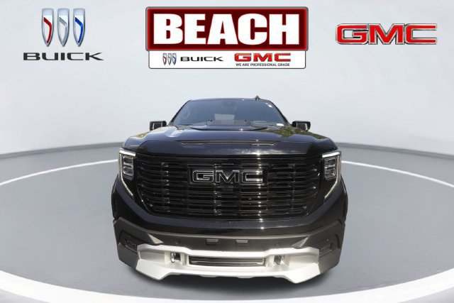 Used 2024 GMC Sierra 1500 Denali AWD/4WD image 8