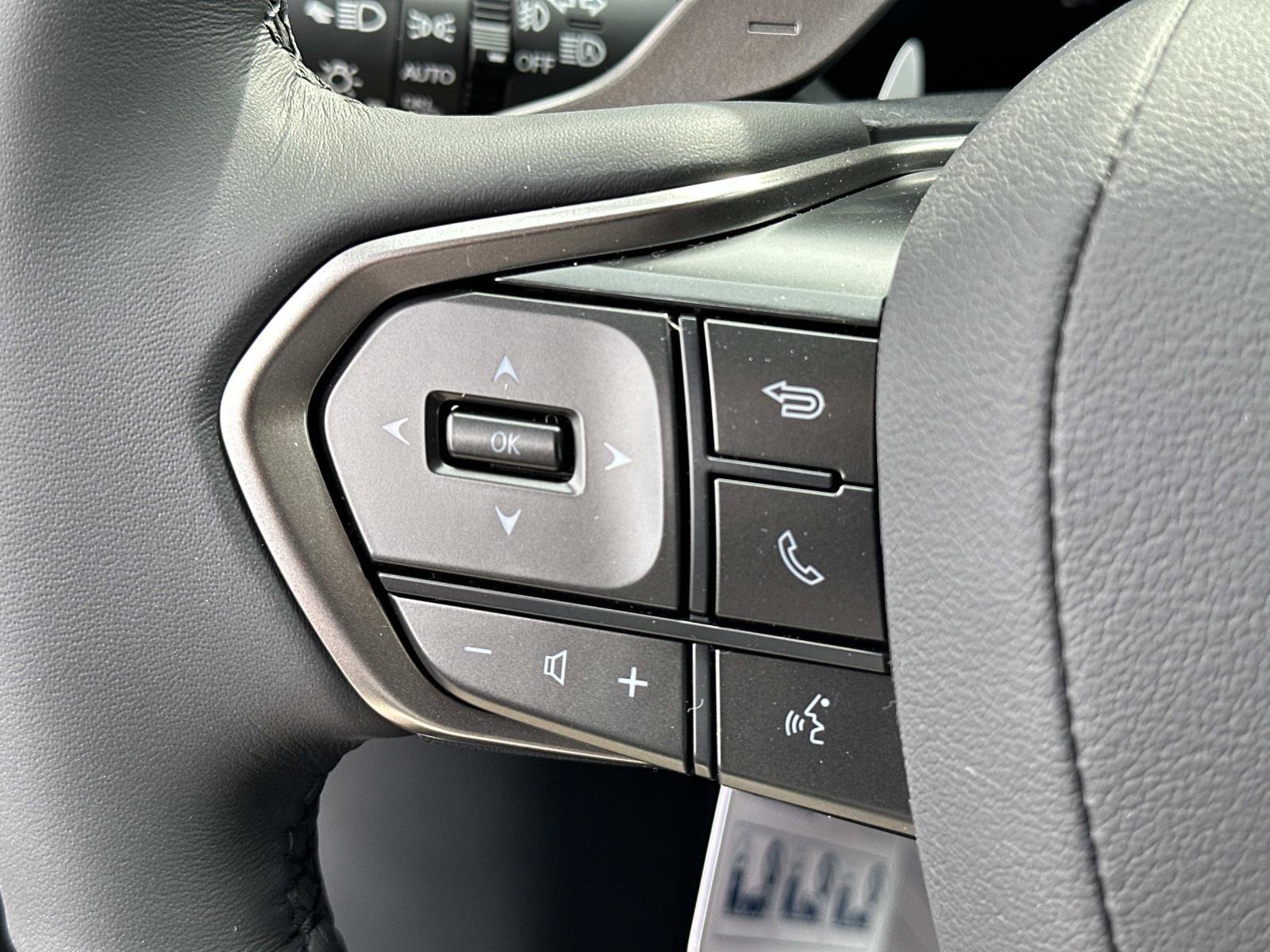 New 2026 Lexus RX 350h AWD/4WD image 18