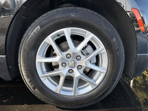 Used 2023 Chevrolet Equinox LT image 13