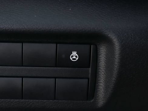 Used 2023 Nissan Kicks SR w/ SR Premium Package FWD image 20