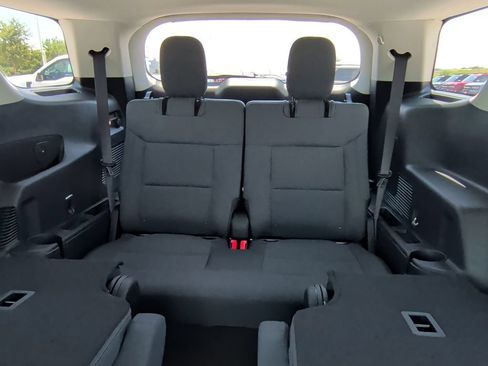 New 2026 Ford Explorer Active RWD image 39