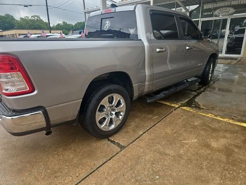 Used 2019 RAM 1500 Big Horn AWD/4WD image 5