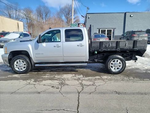 Used 2014 Chevrolet Silverado 2500 LT w/ Z71 Appearance Package AWD/4WD image 8