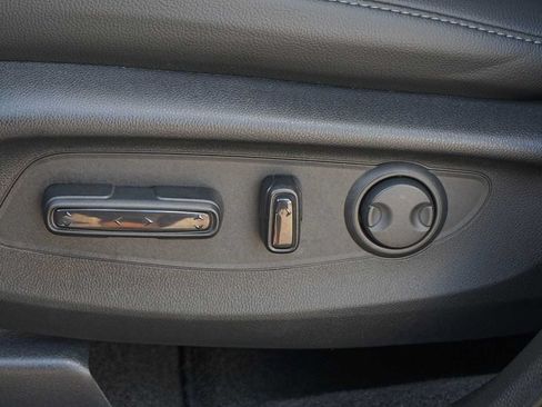 Used 2026 Honda CR-V EX-L image 12