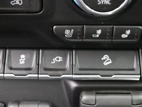 Used 2023 Chevrolet Silverado 2500 High Country w/ Z71 Off-Road Package image 72