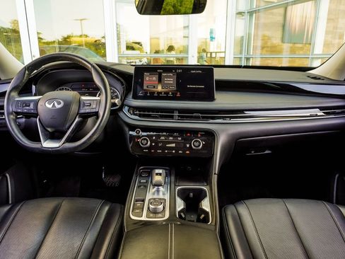 Certified 2023 INFINITI QX60 Pure AWD/4WD image 5