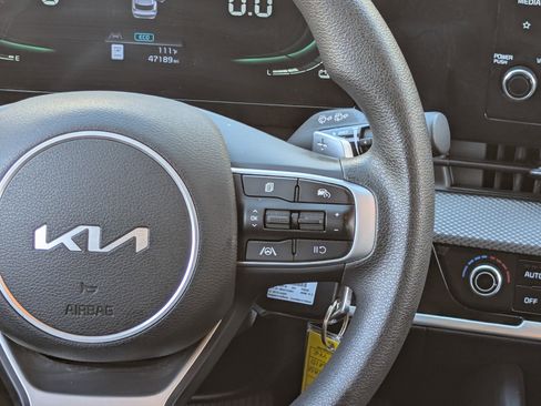 Certified 2023 Kia Sportage LX image 18