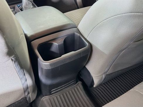 Used 2022 Toyota Tacoma SR5 w/ Technology Package RWD image 28
