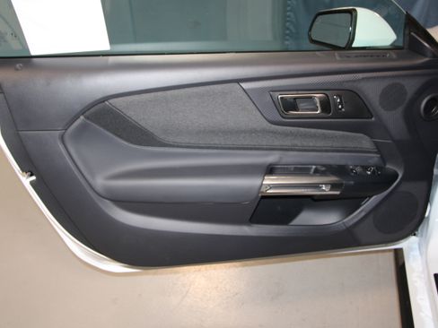 New 2026 Ford Mustang Coupe image 4