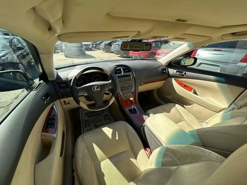 Used 2010 Lexus ES 350 FWD image 25