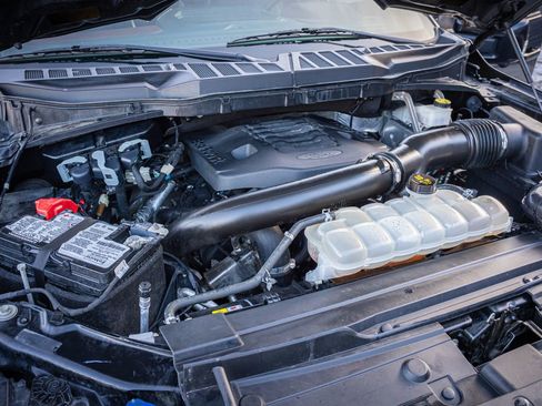 Used 2021 Ford F150 Lariat w/ Equipment Group 502A High image 30