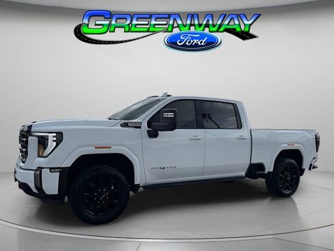 Used 2024 GMC Sierra 2500 AT4 w/ AT4 Premium Plus Package AWD/4WD image 1