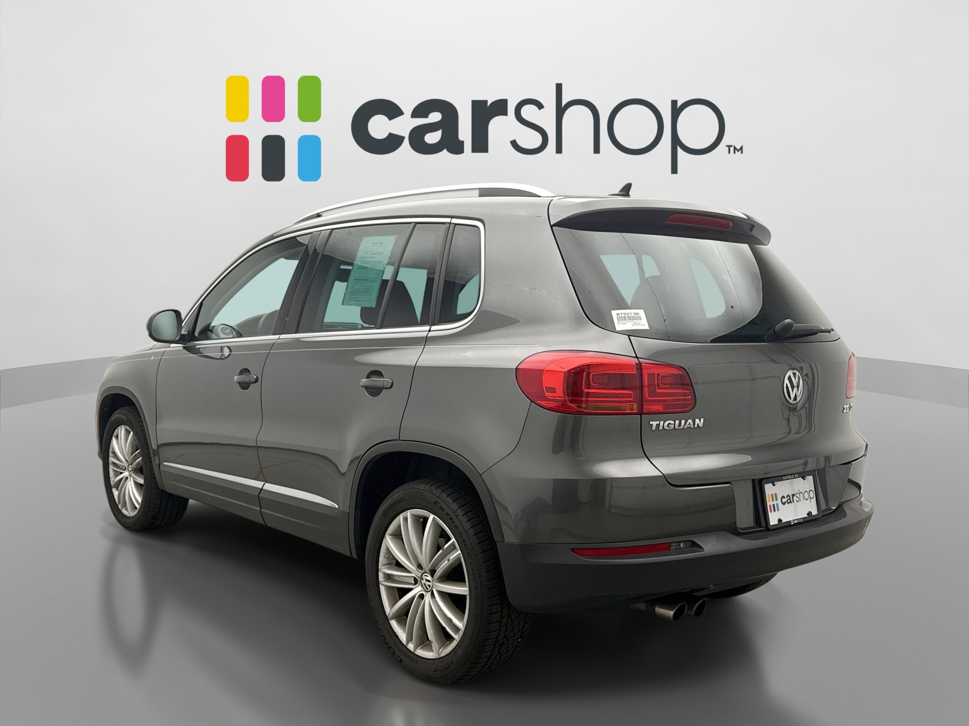 Used 2014 Volkswagen Tiguan S FWD image 2
