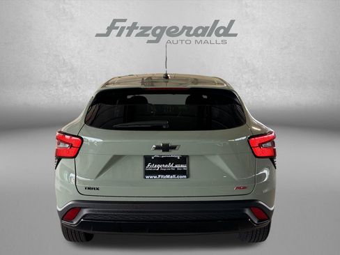 Used 2024 Chevrolet Trax RS w/ Driver Confidence Package FWD image 9